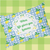 カスタマイズ名門私立校風のイエローレモン青白チェック アクセントクッション