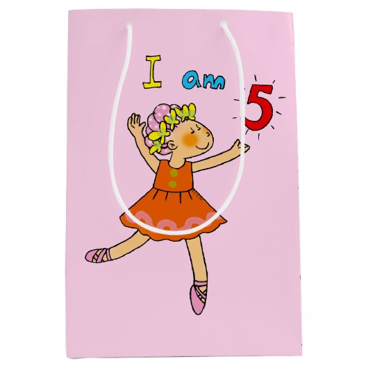 カスタマイズ第5ハッピーバースデーの女の子のバレリーナのパーティー ミディアムペーパーバッグ (正面)