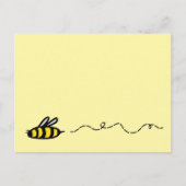 カスタマイズ飛んでいる可能な漫画ビー ポストカード (正面)