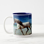 カスタマイズ馬招待状およびカード ツートーンマグカップ (左)