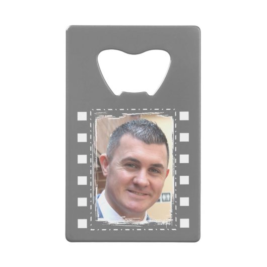 カスタマイズ2枚の写真とグレーと白 クレジットカード栓抜き (正面)