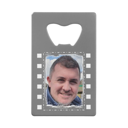 カスタマイズ2枚の写真とグレーと白 クレジットカード栓抜き (裏面)