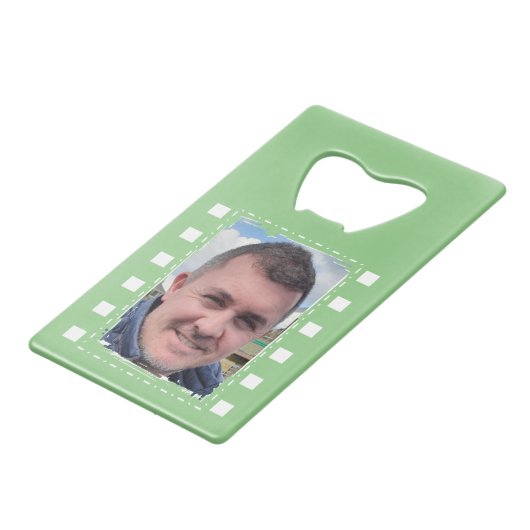 カスタマイズ2枚の写真と緑と白 クレジットカード栓抜き (裏面アングル)