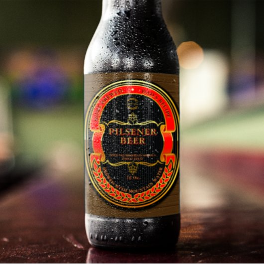 カスタマイズ 赤 黒 金 ラスティック ビールラベル