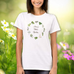 カスタマイズYour Herb Garden Tシャツ<br><div class="desc">香り、風味豊かなハーブやスパイスカスタマイズは、テキストと一緒に。オリジナルのスケッチタイム、パセリ、ディル、ローズマリー、キヴ、ガーリック、キラントロ、タラゴン、ガーデンフランスのセージ、スイートラベンダー、マルジョラム、オレガノの調理師仲間のための私のハーブ園からイタリアンは、庭師と良い食べ物を愛するすべての人のために！パーソナライズされたカスタム文字。このデザインの他の製品は、この店のハーブとスパイスのカテゴリ/マイハーブガーデンで利用可能。私の店クリックのリンクやアイコンをスクロールして見つけよう。カスタムデザインやギフトの他の店を訪素晴らし問する。Pomegranate Gallery Store www.zazzle.com/pomegranate_gallery/products World of Faith Store www.zazzle.com/worldoffaith/ Cross Stitch Store www.zazzle.com/cross_stitch/</div>