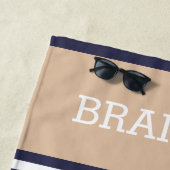 カスタムいかり航海のブルータウペベージュストライプ ビーチタオル (インサイチュ)