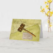 カスタムおめでとう、法律テーマ、Gavelドキュメント カード (黄色い花)