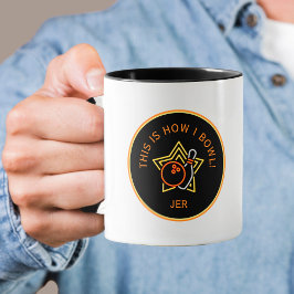 カスタムおもしろいボウリングをする人、 クリケットの投手これが私がスポーツボールをボウルに入れる方法 マグカップ