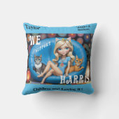 カスタムおもしろい子なし猫レディースKAMALA 2024 クッション (裏面)