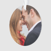 カスタムで婚約したなカップルの写真の休日のオーナメント オーナメント (正面)
