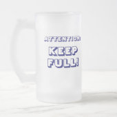 カスタムで幸せな第21誕生日によって曇らされるビールのジョッキ フロストグラスビールジョッキ (左)