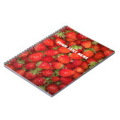 カスタムで赤いいちごの写真の食糧ジャーナルノート ノートブック (左側)