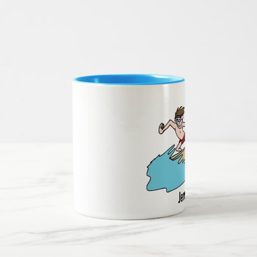 カスタムなサーファーのコーヒー-茶マグ ツートーンマグカップ (中央)