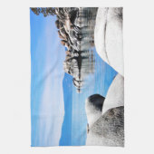 カスタムなタホ湖の砂港の写真 キッチンタオル (縦)