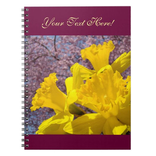 カスタムなノートはあなたの文字の黄色のラッパスイセンを加えます ノートブック (正面)