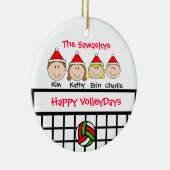 カスタムなバレーボール家族の休日のオーナメント セラミックオーナメント (右)