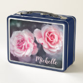カスタムなピンクのバラの花柄の写真 メタルランチボックス (裏面)
