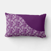 カスタムなモノグラムのイニシャルの紫色のタイルの波パターン ランバークッション (裏面)