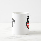 カスタムなレトロのハロウィンの海賊フクロウ コーヒーマグカップ (中央)