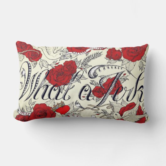 カスタムなロカビリーの入れ墨のデザインの倍は味方しました ランバークッション (正面)