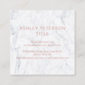 カスタムなロゴのモダンのばら色の金ゴールドのシックで白い大理石 スクエア名刺 (裏面)