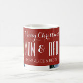 カスタムな写真のお母さん及びパパのクリスマスのマグの赤 コーヒーマグカップ (中央)