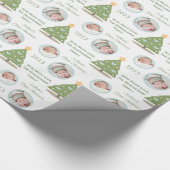 カスタムな写真の初めてのクリスマスの木の青のハート ラッピングペーパー (角)