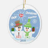 カスタムな初めてのクリスマスのカップルのオーナメント セラミックオーナメント (左)