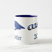 カスタムな卒業生のマグ ツートーンマグカップ (中央)