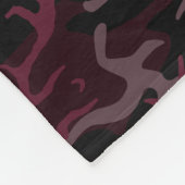 カスタムな文字とのえんじ色の迷彩柄 フリースブランケット (角)
