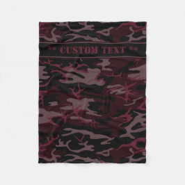 カスタムな文字とのえんじ色の迷彩柄 フリースブランケット