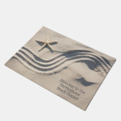 カスタムな文字のヒトデのビーチハウスのドア・マット ドアマット (アングル)