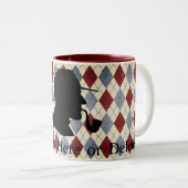カスタムな文字の英国の探偵のシルエットのアーガイル ツートーンマグカップ (正面右)
