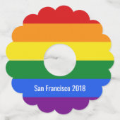 カスタムな文字の虹の旗のワイングラスのラベル ワイングラスタグ (裏面)