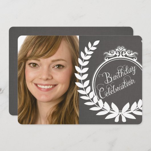 カスタムな木炭リネンシダの写真の誕生日の招待 招待状 (正面/裏面)