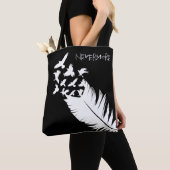 カスタムな白黒のワタリガラス トートバッグ (クローズアップ)