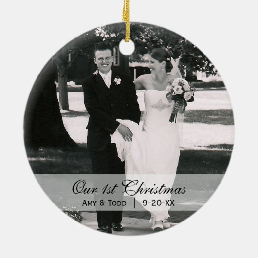 カスタムな結婚式|の初めてのクリスマスの写真のオーナメント セラミックオーナメント (裏面)