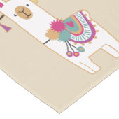 カスタムな背景が付いているかわいいラマそしてふさ ショートテーブルランナー (コーナー)