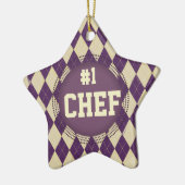 カスタムな色のアーガイル柄のな#1シェフのクリスマスのオーナメント セラミックオーナメント (左)