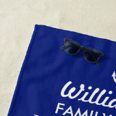 カスタムな遊航船の家族会の航海のないかり ビーチタオル (インサイチュ)