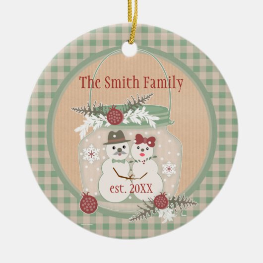 カスタムな雪だるまのカップルの第1クリスマスの写真のオーナメント セラミックオーナメント (正面)
