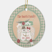 カスタムな雪だるまのカップルの第1クリスマスの写真のオーナメント セラミックオーナメント (左)