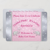 カスタムによってくすぐられるピンクの女の赤ちゃんは招待状を振りかけます 招待状 (正面/裏面)