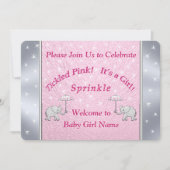 カスタムによってくすぐられるピンクの女の赤ちゃんは招待状を振りかけます 招待状 (正面)