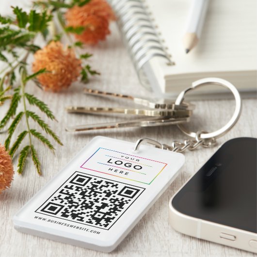 カスタムのビジネスロゴとWebサイトのQRコード キーホルダー (正面右)