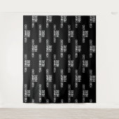 カスタムのビジネスロゴの手順と背景（黒）の繰り返し タペストリー (正面)