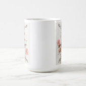 カスタムのピンクの花柄「あなたへのギフト」 コーヒーマグカップ (中央)