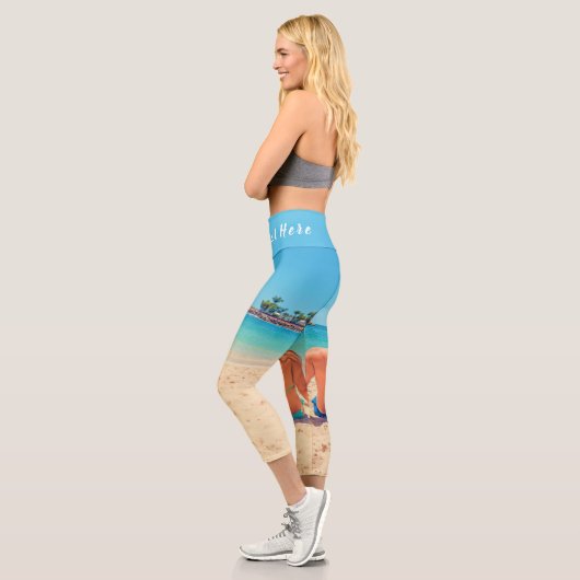 カスタムのフォトカプリレギンスと文字 カプリレギンス (左)