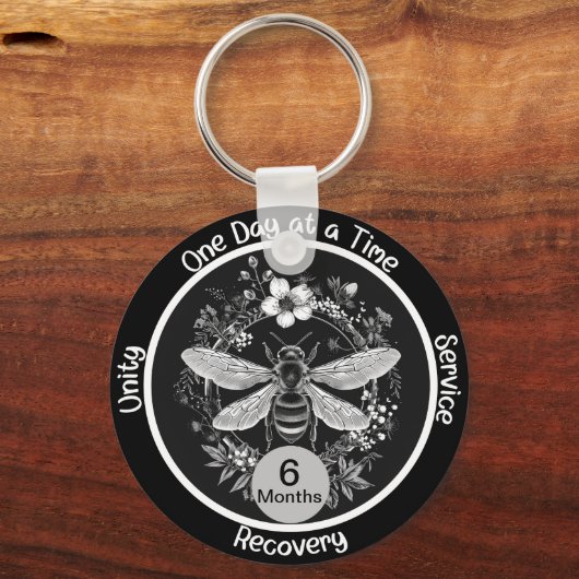 カスタムの壮麗な記念日の贈り物 – ビーとフローラ キーホルダー (正面)