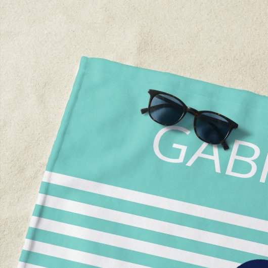 カスタムアクアターコイズ白名門私立校風のストライプ ビーチタオル (インサイチュ)